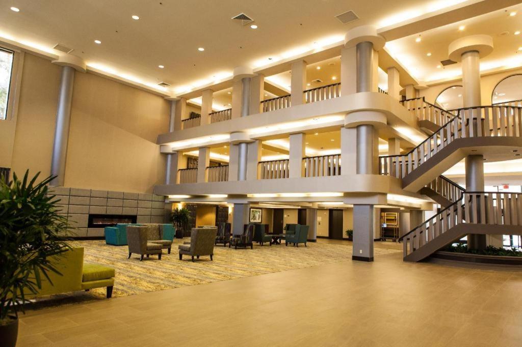 Ontario Gateway Hotel Экстерьер фото